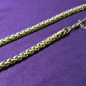 Gold Tone Chain Necklace